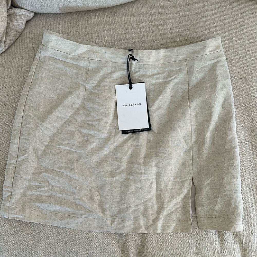 Linen mini skirt